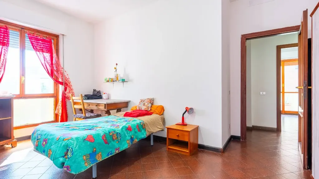Chambres - Quadrilocale with Balcony in Cagliari