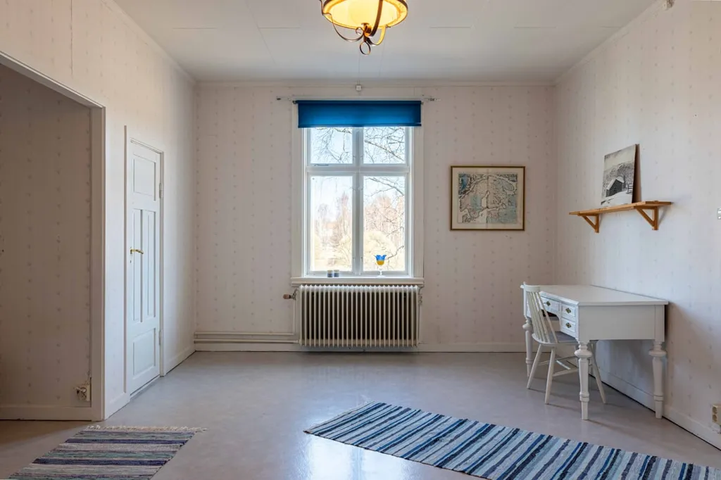 Studio - Charming Farmhouse with Workshop in Nyhem