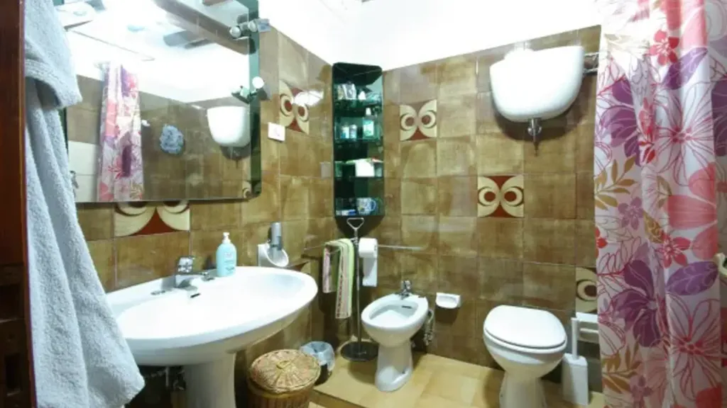 Vannitoad - Terraced House with Attic in Sansepolcro