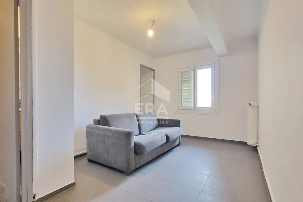Elutuba - Renovated 2-Bed Apartment with Balcony in Nice