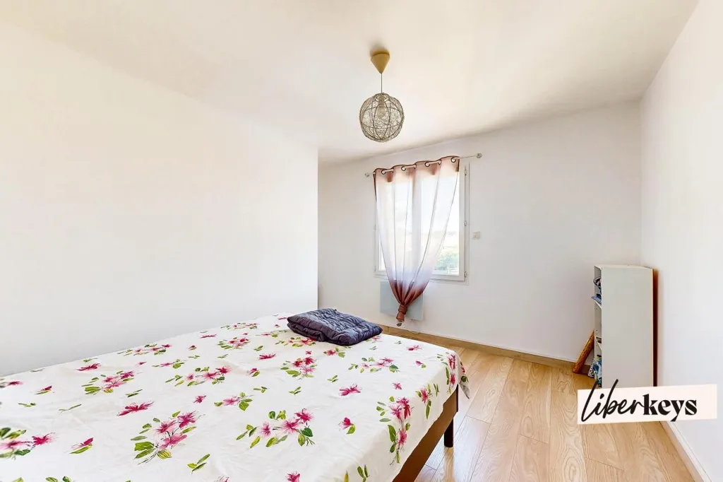 Magamistoad - Spacious House with Polyvalent Room in Vauvert
