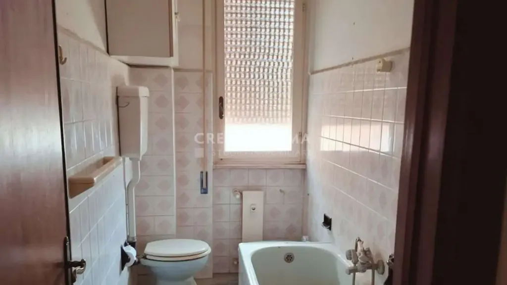 Salles de bain - Trilocale with Terraced Views in Rapallo