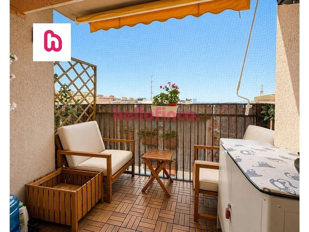 Terrace - Apartment with Balcony in Can Rull, Sabadell