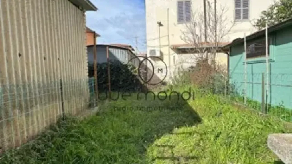 Aed - Two-Bedroom Apartment with Terrace in Spoleto