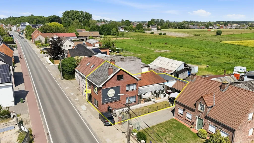 Vista aerea - Semi-Open Development with 6 Bedrooms in Overmere
