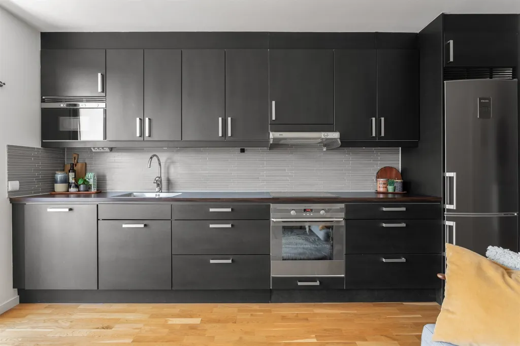 Cucina - Terrace Flat with South-West Balcony in Sundbyberg