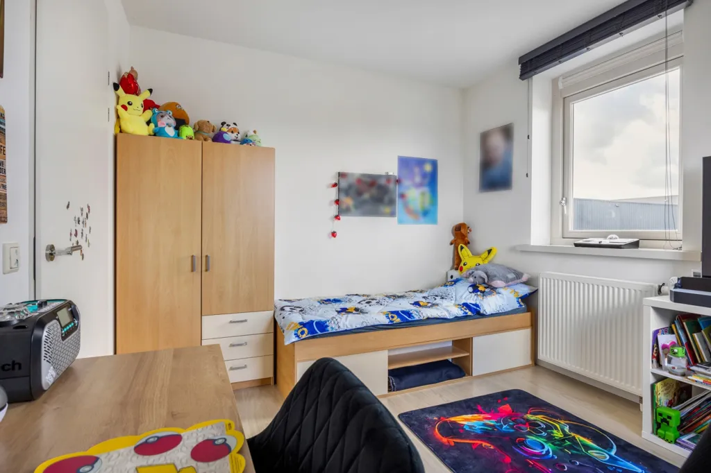 Magamistoad - Detached House with Business Hall in Breda