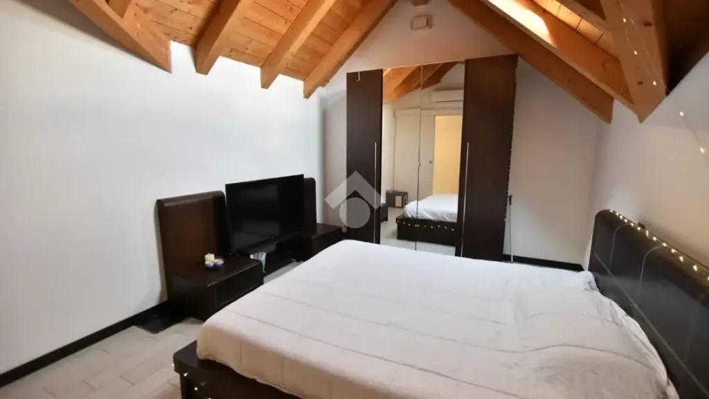 Bedrooms - Studio Flat with Balcony in Vignate