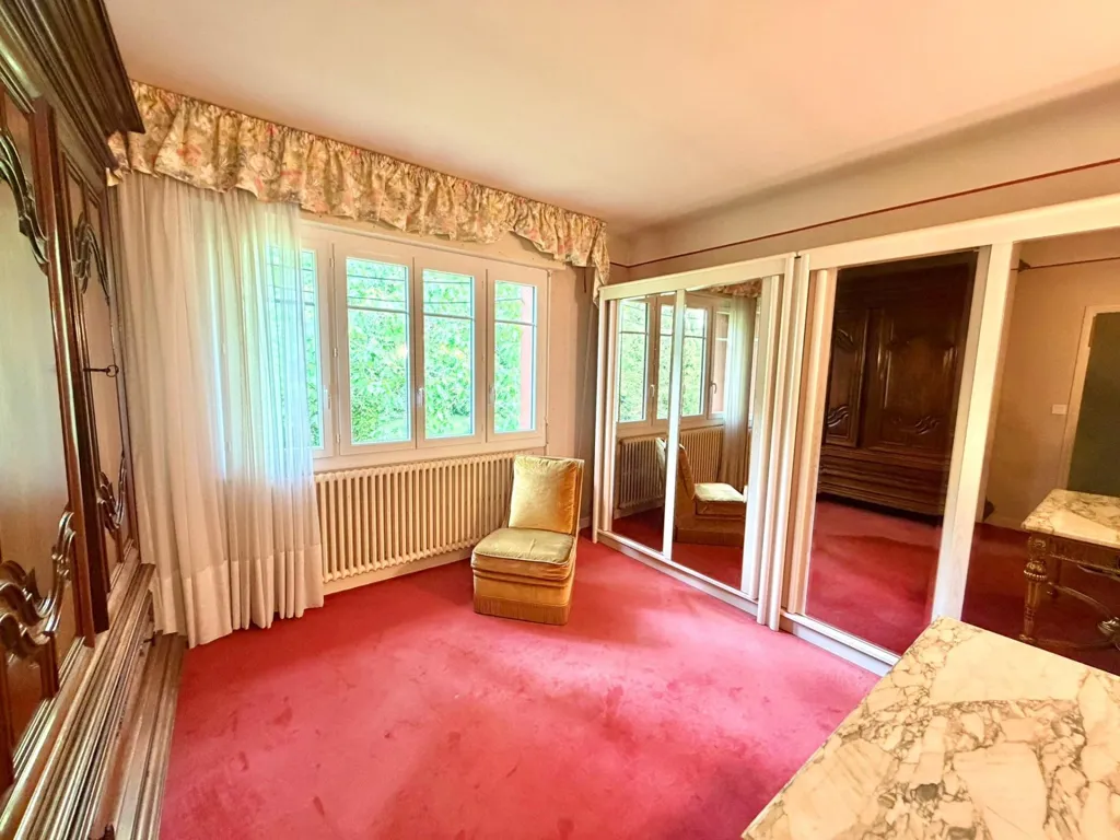 Chambres - Villa Traditionnelle sur Terrain Arboré à Eauze