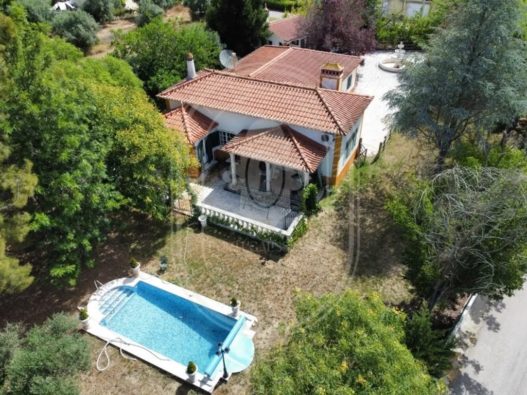 Õhuvaade - Luxury House with Pool in Tomar, Santarém