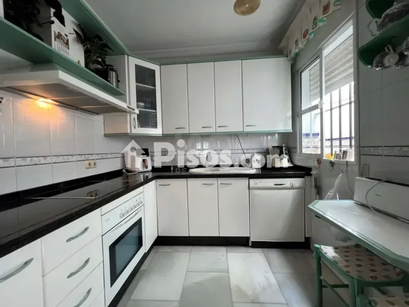 Cuisine - Bright Apartment with Balcony in Lepe