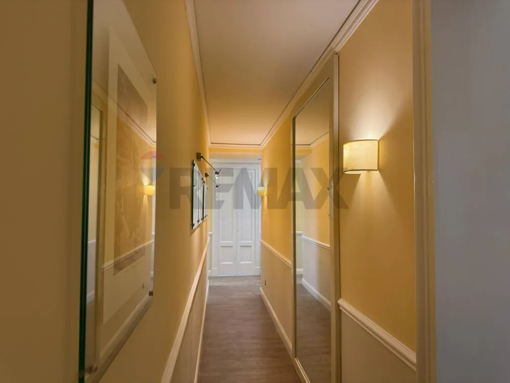 hallway_entrance