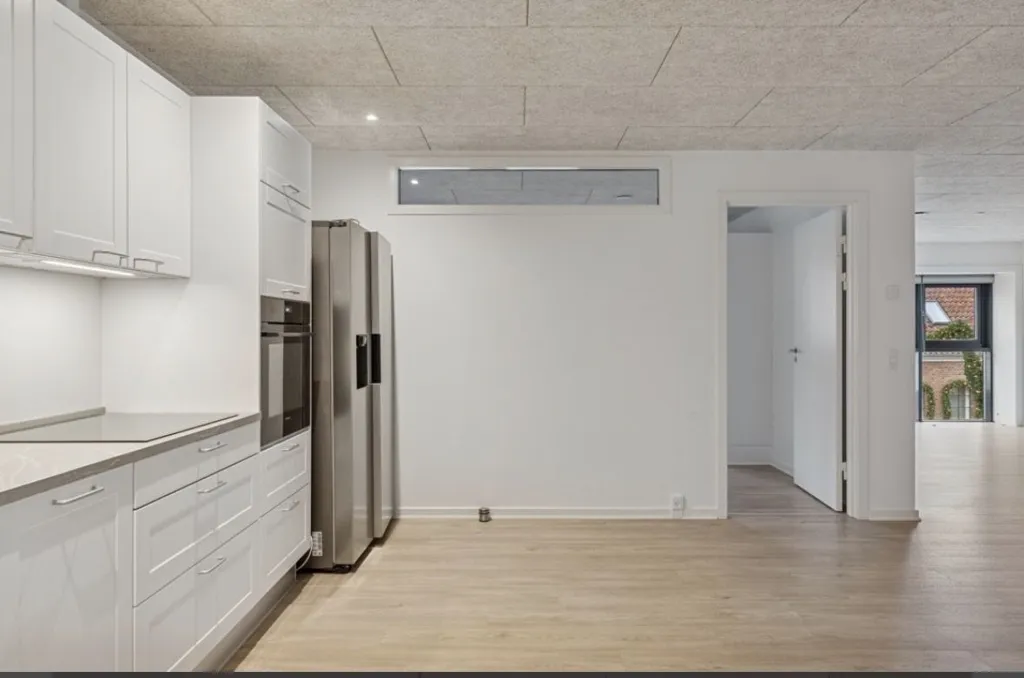 Köök - Renovated Apartment with Balcony in Rie Centre