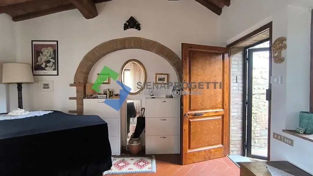 Magamistoad - Rustic Apartment with Private Garden in Chianti