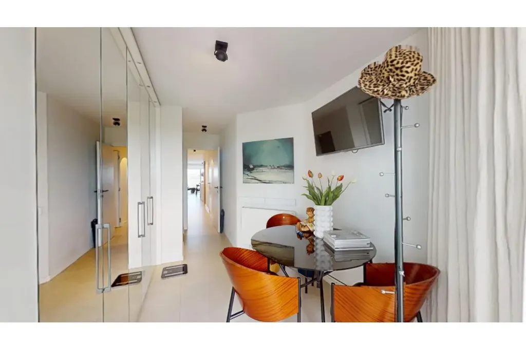 Salle à manger - Appartement Moderne avec Vue Panoramique à Duinbergen