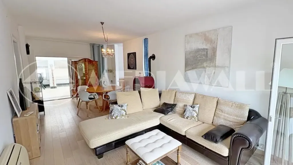 living_room