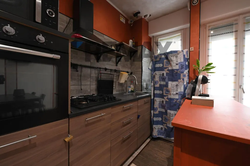 Cuisine - Renovated Apartment with Two Balconies in Modena Centre
