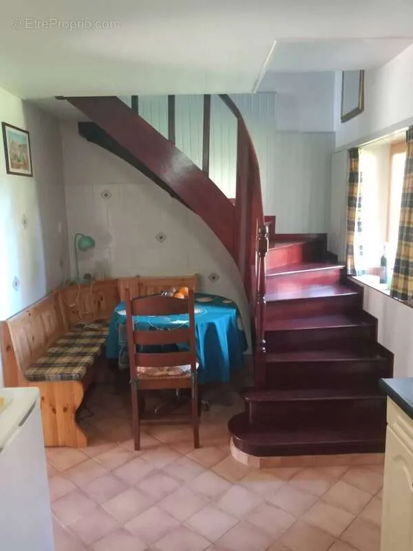 Söögituba - Converted Barn House with Guest Accommodation in Marcillat-En-Combraille