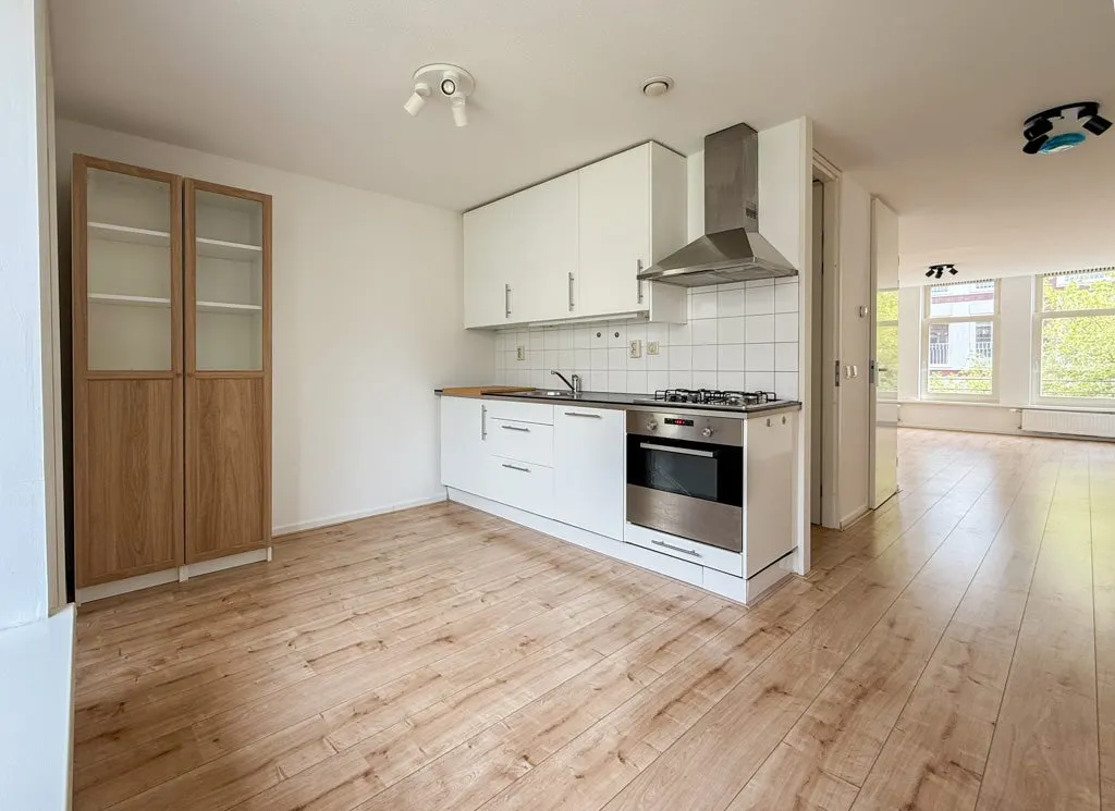 Cuisine - Light 3-Bedroom Apartment in Central Amsterdam