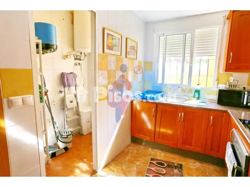 Cuisine - Ground Floor Apartment with River View in Guardamar