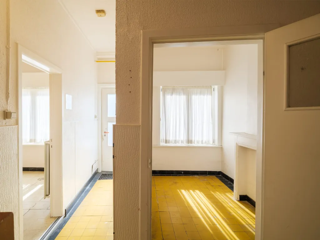 Hallway - Renovated Townhouse with Water View in Gent Centre