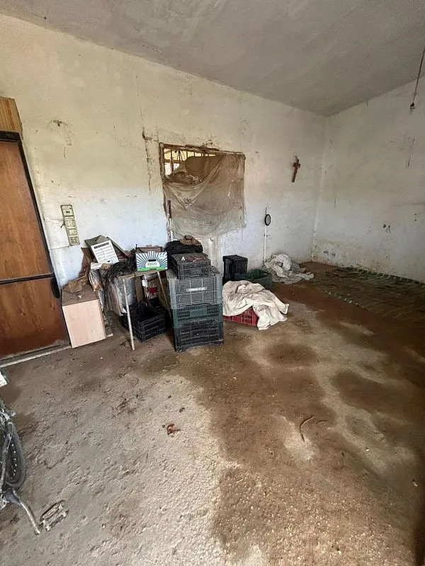 Garage - Chiclanan Chalet Plot with Pool on La Playa Road