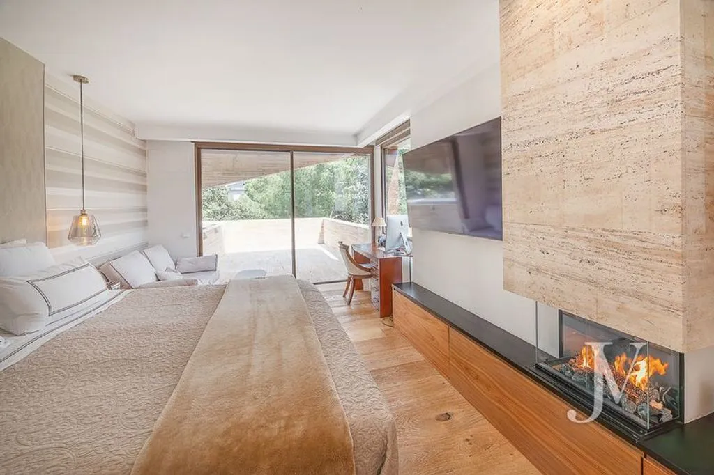 Magamistoad - Luxury Villa with Pool in Montealina, Madrid