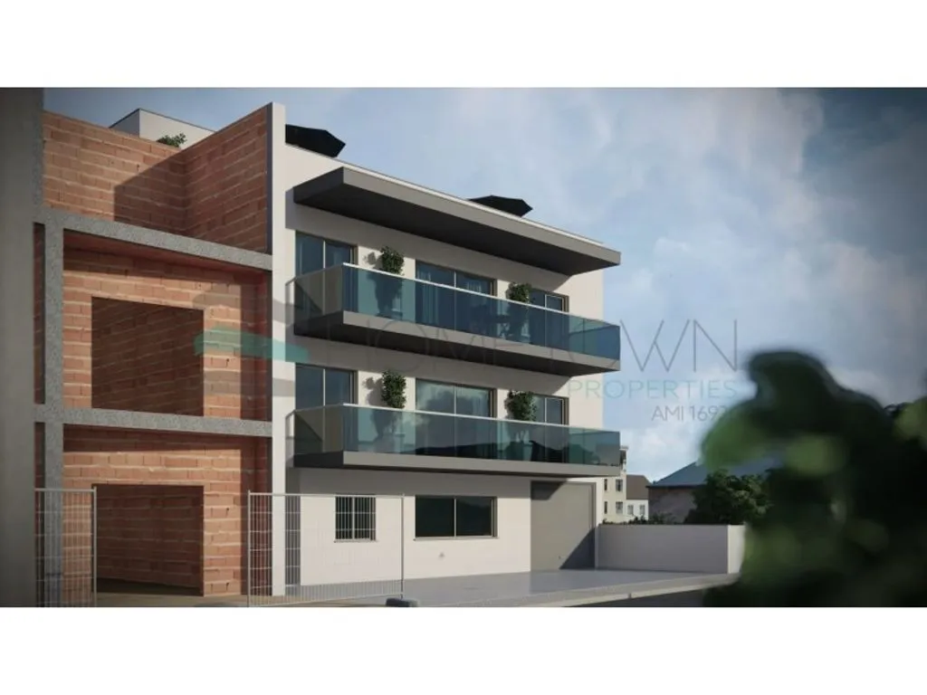 Modern 2-Bedroom Apartment in Quarteira