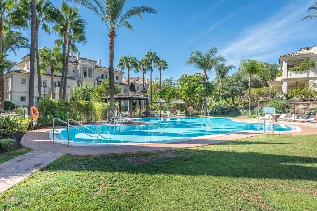 Piscine - Luxury Penthouse with Pool in Marbella