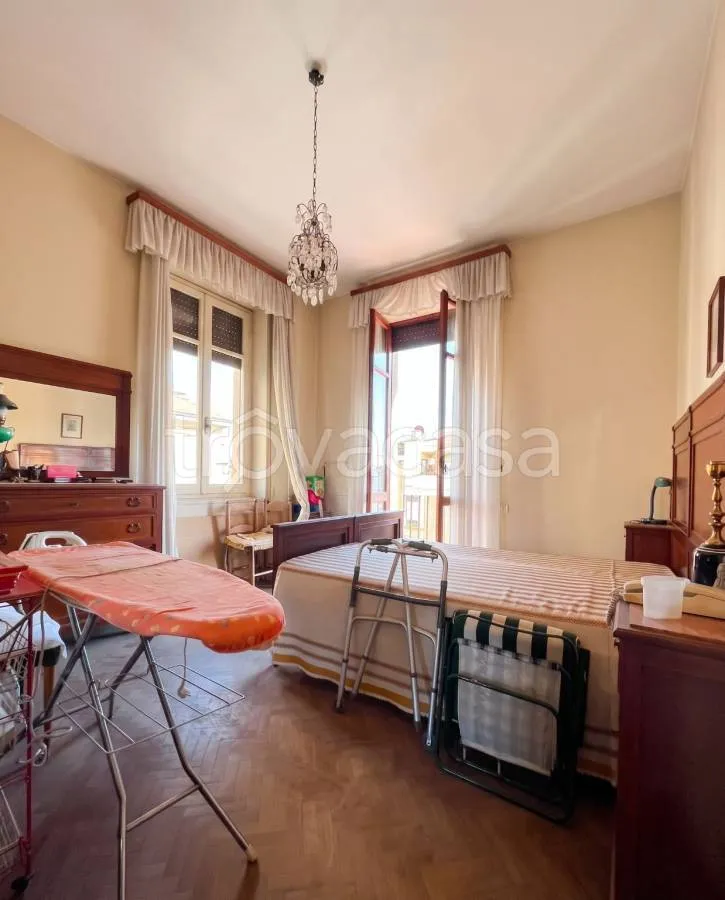 Magamistoad - Spacious Apartment with Balcony in Perugia