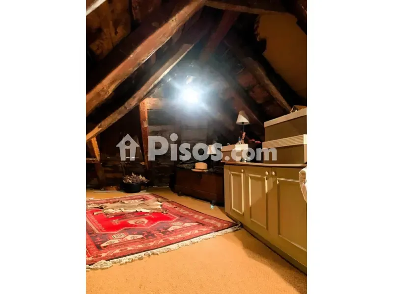 Toad - Spacious House with Mountain Views in Sin