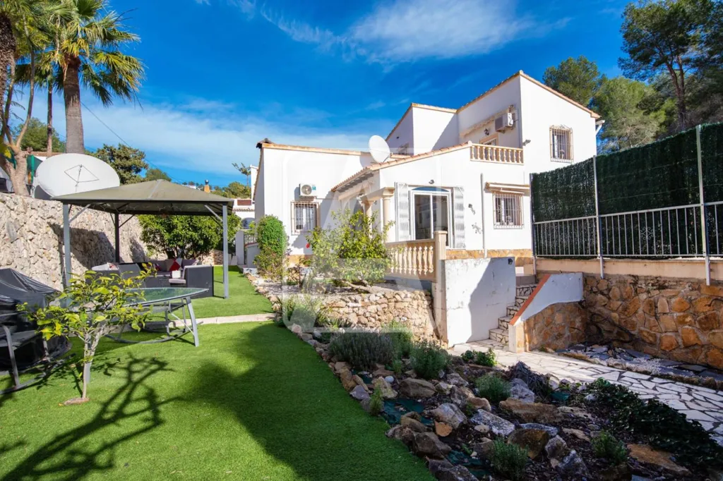 Giardino - Mediterranean Villa with Sea Views in Benissa Costa
