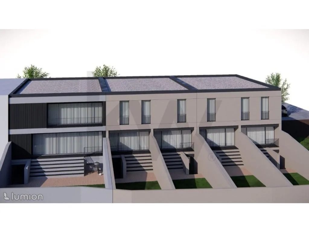 Luxury House Under Construction in Maia