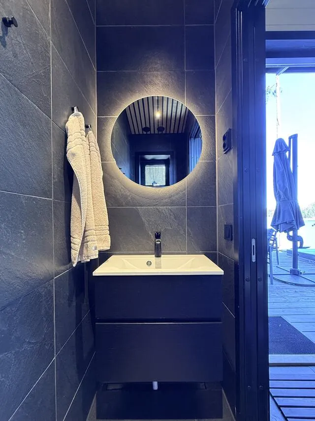 Bagni - Architectural Villa with Saimaa View in Puumala