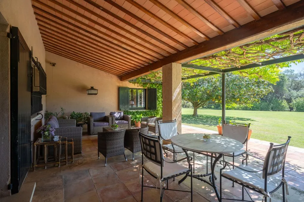 Terrazza - Luxury House with Historic Tower in Mont-ras