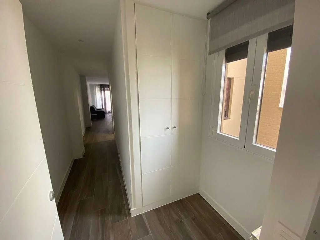 Entrée - Modern Flat with Balcony in Campo Street