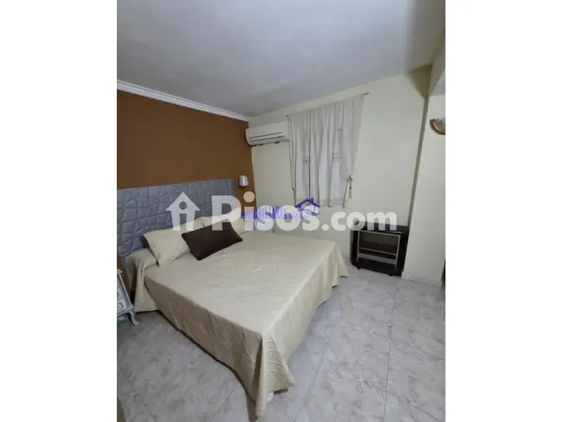 Chambres - Two-Storey House with Terrace in Cañero
