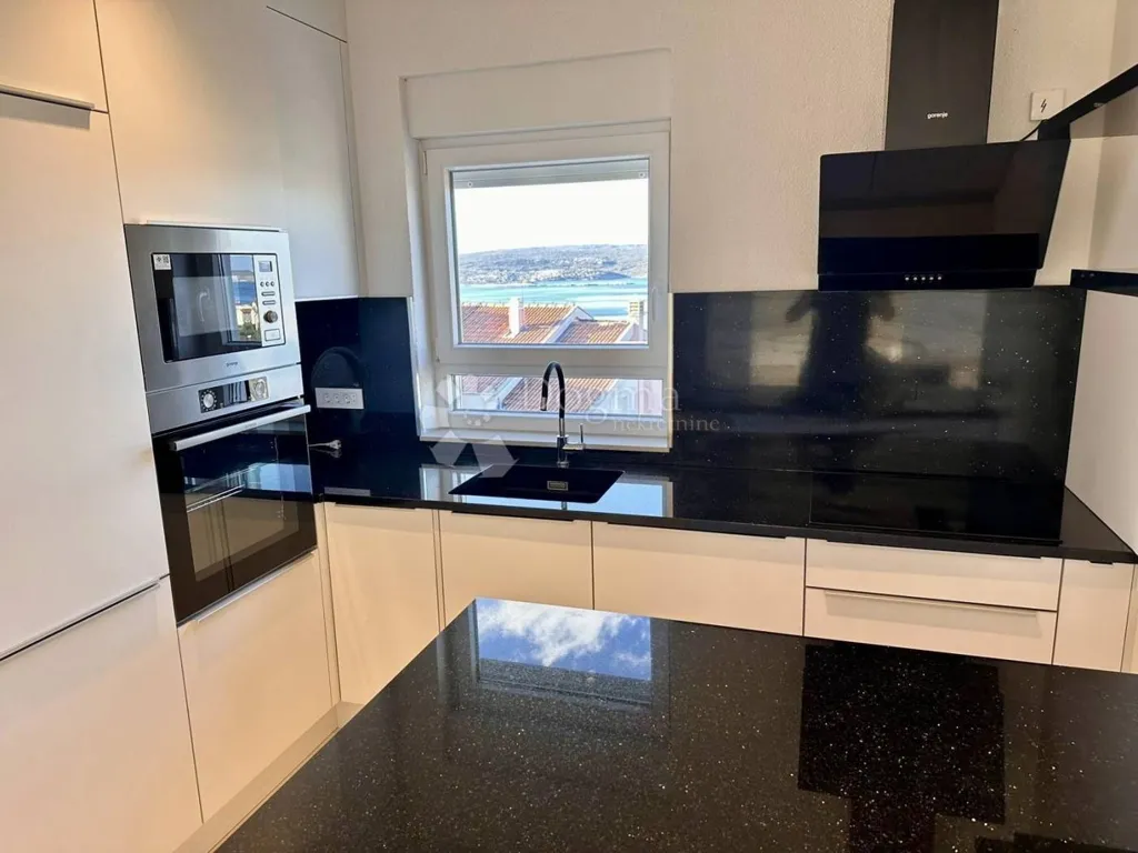Cucina - Penthouse with Rooftop Terrace in Crikvenica Centre