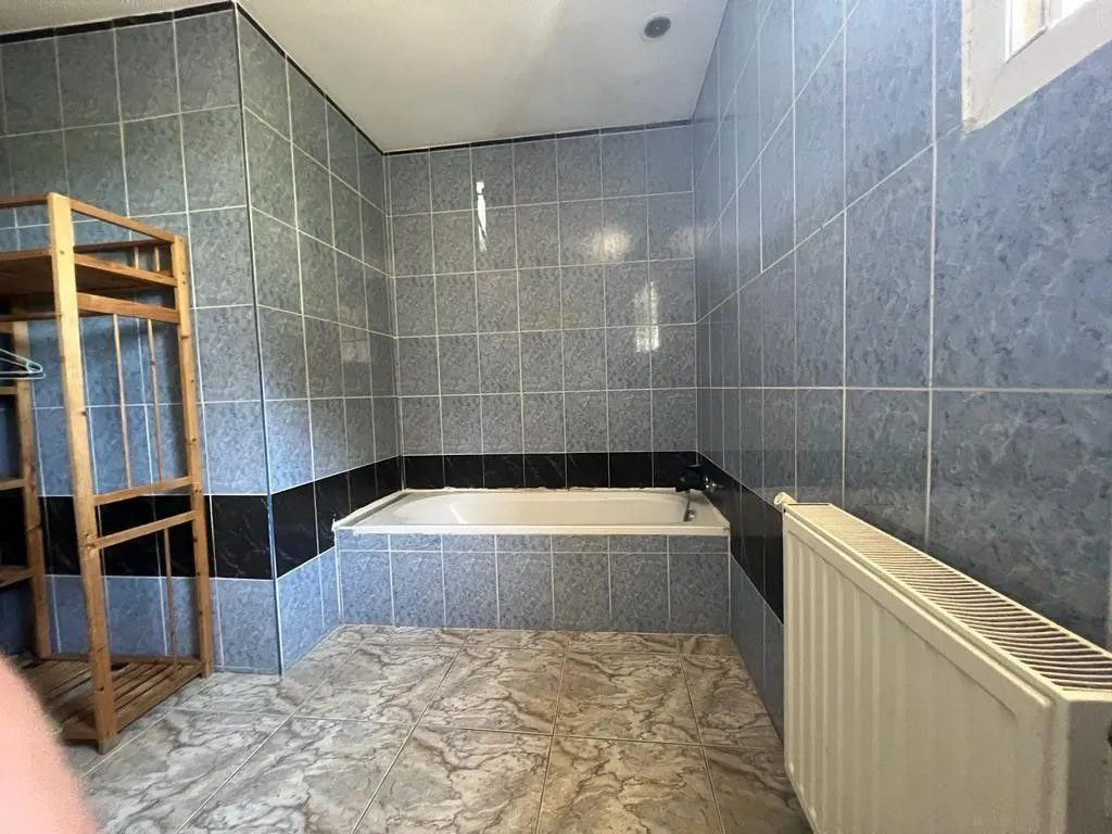 Salles de bain - Maison de luxe avec terrasse à Montpellier