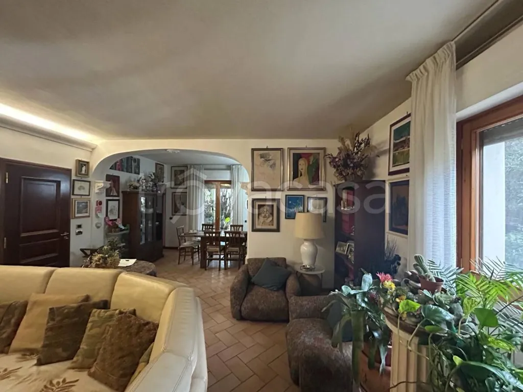 Elutuba - Ground Floor Apartment with Garden in Passignano