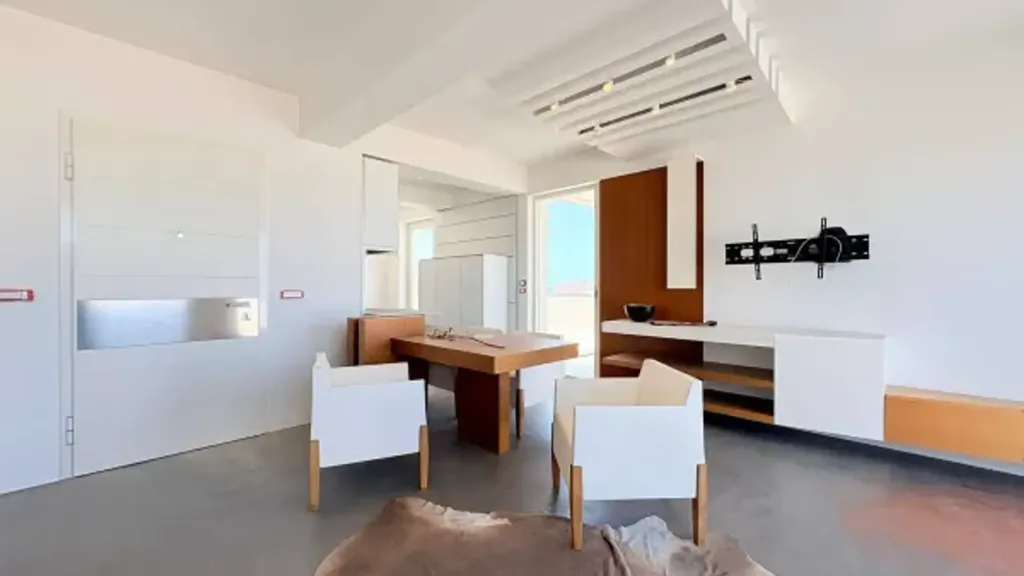 Elutuba - Rustic Penthouse with Panoramic Terrace in Milazzo