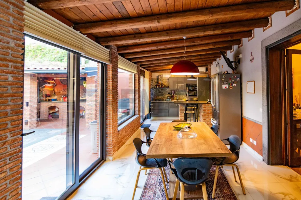 Maison 6 pièces à IT