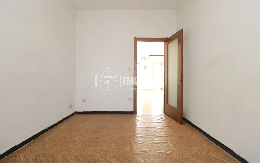 Toad - Ground Floor Flat with Balcony in Mondovì