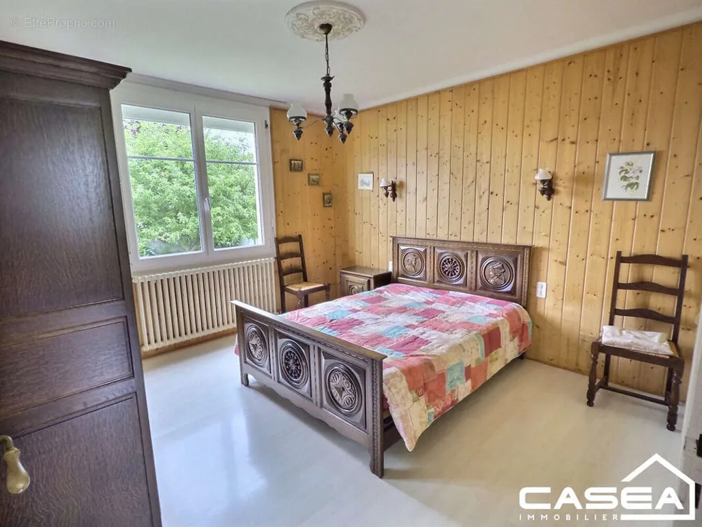 Magamistoad - House with Garden in Ploneour-Lanvern