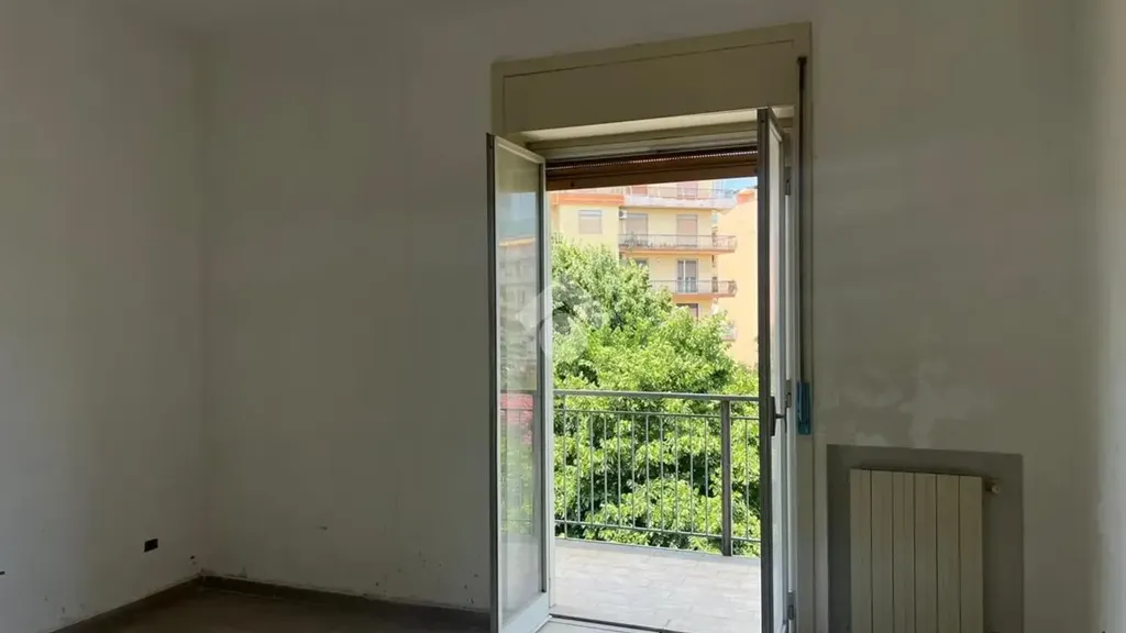 Toad - Modernised Apartment with Balcony in Giarre