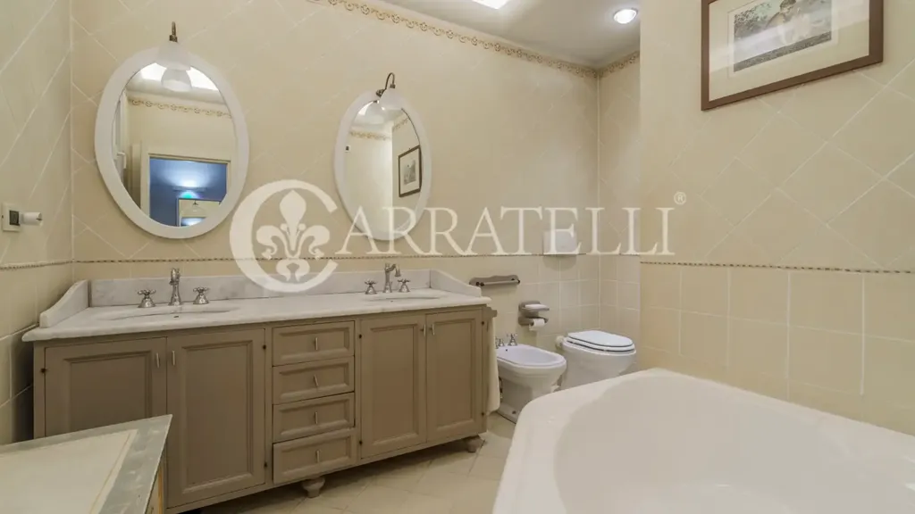 Vannitoad - Luxury Flat with Courtyard in Florence Centre