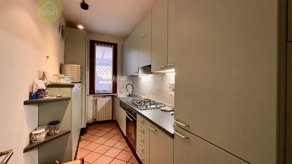 Cuisine - Bifamiliare Villa with Private Garden in Legnago