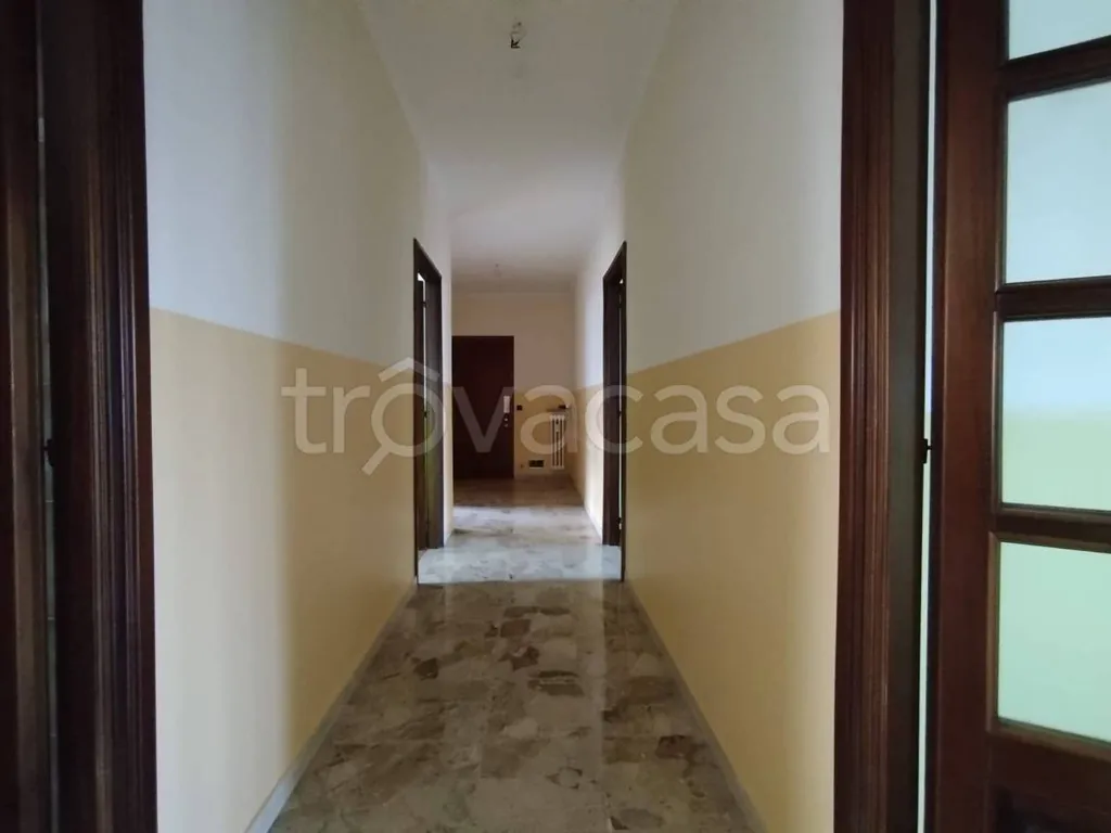 hallway_entrance
