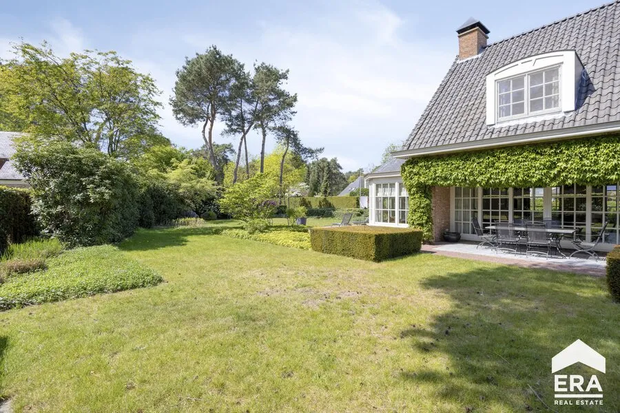 Aed - Spacious Villa with Garden in Lommel
