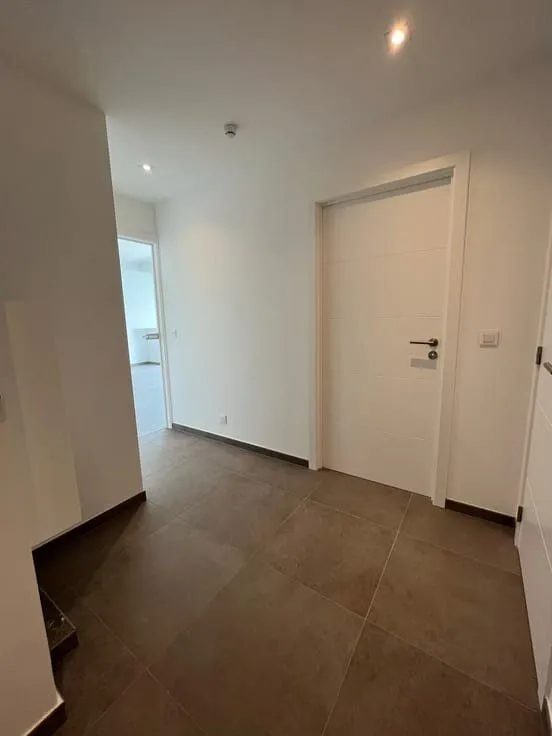 Esik - Flat with South Terrace in Marche